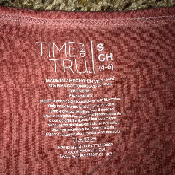 Time & Tru vneck bundle - Picture 6 of 9